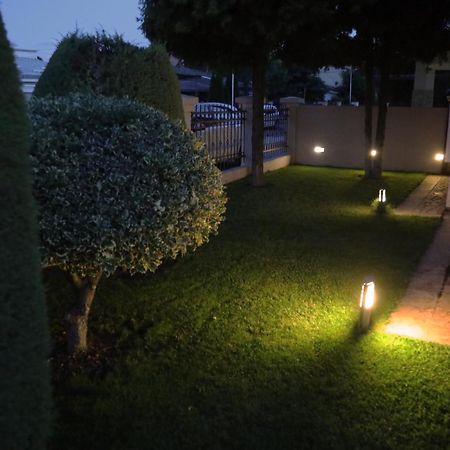 Brand New Lux Apartment สโกเปีย ภายนอก รูปภาพ